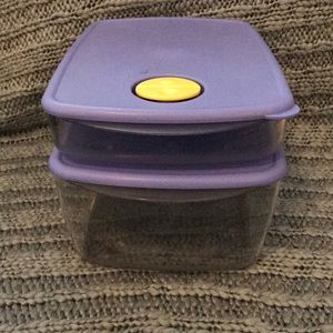 2 New Tupperware microwaveable containers